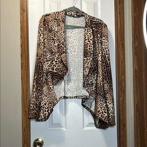 Oulm Leopard Print Fashion Top